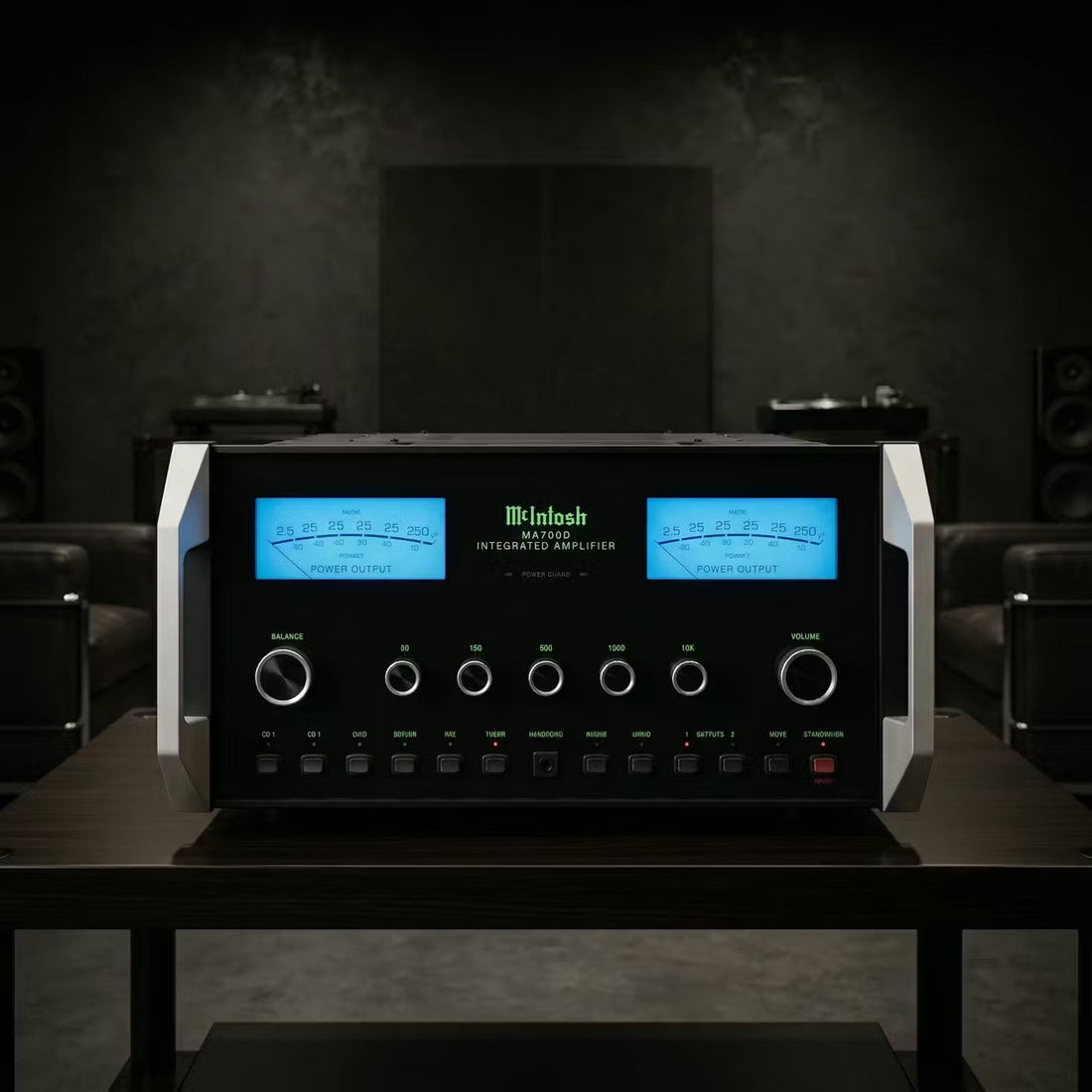 McIntosh MA 7000